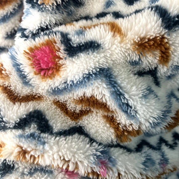 Eddie Bauer Aztec Plush 1/4 Zip Fuzzy Fleece Soft Cozy Pullover Size Small - Picture 4 of 10